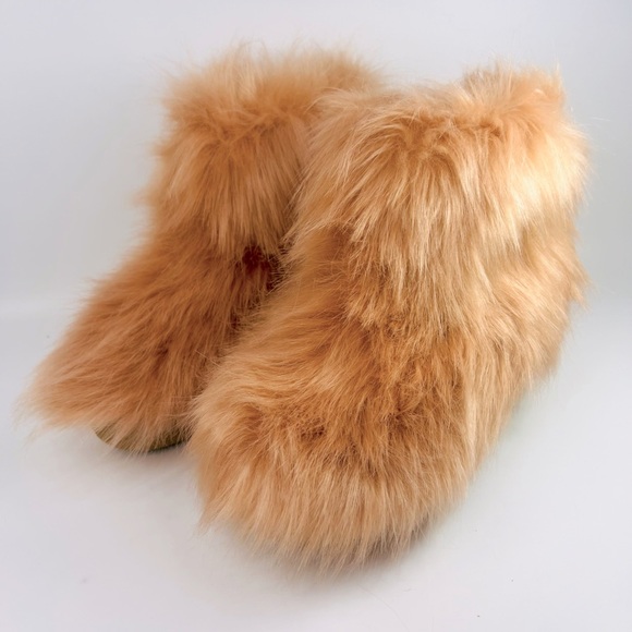 Jeffrey Campbell Platform Derby Pink Faux Fur Bootie - Picture 5 of 14